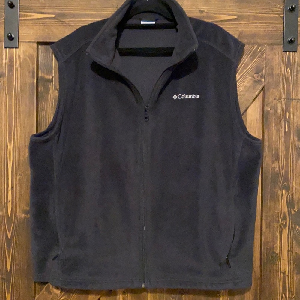 Men’s Columbia Vest-2XL